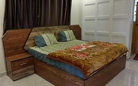 Farooq Hotel